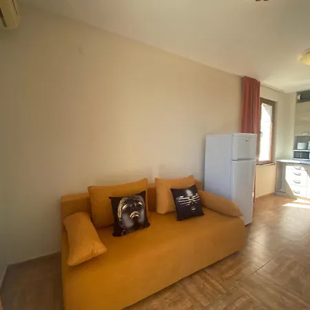 Appartamento Royal Bay 6 Sea View