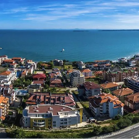 Appartamento Royal Bay 6 Sea View