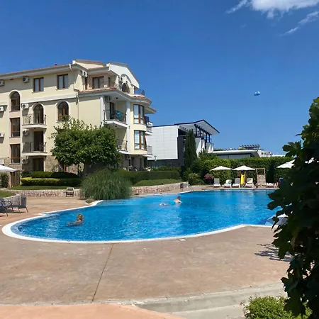 Royal Bay 6 Sea View Appartamento Sveti Vlas