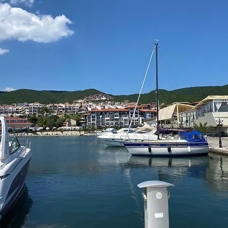 Royal Bay 6 Sea View Appartamento *
