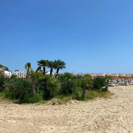 Appartamento Royal Bay 6 Sea View *